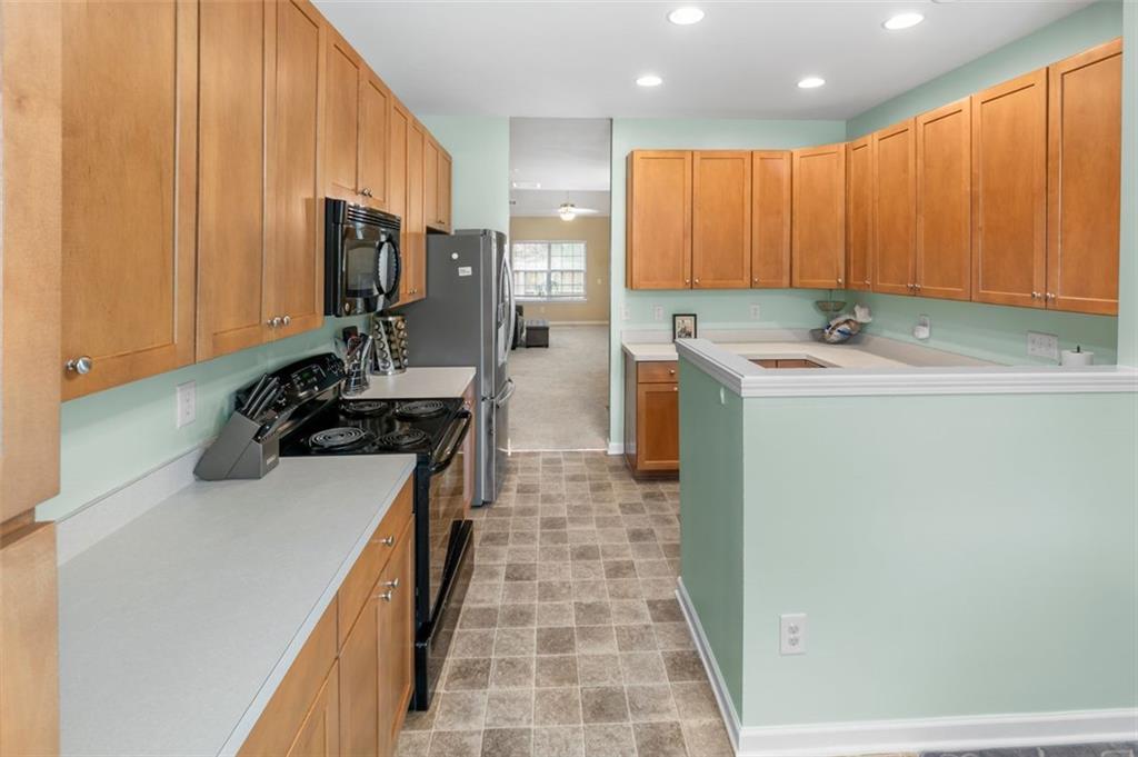 331 Franklin Lane, Acworth, Georgia image 6