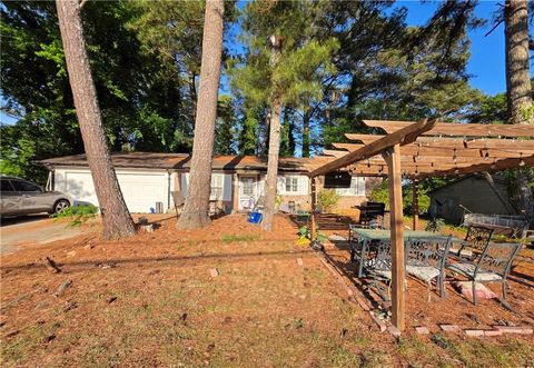 Homes For Sale - 202 Bethesda Church Road<br/> Lawrenceville, GA 30044