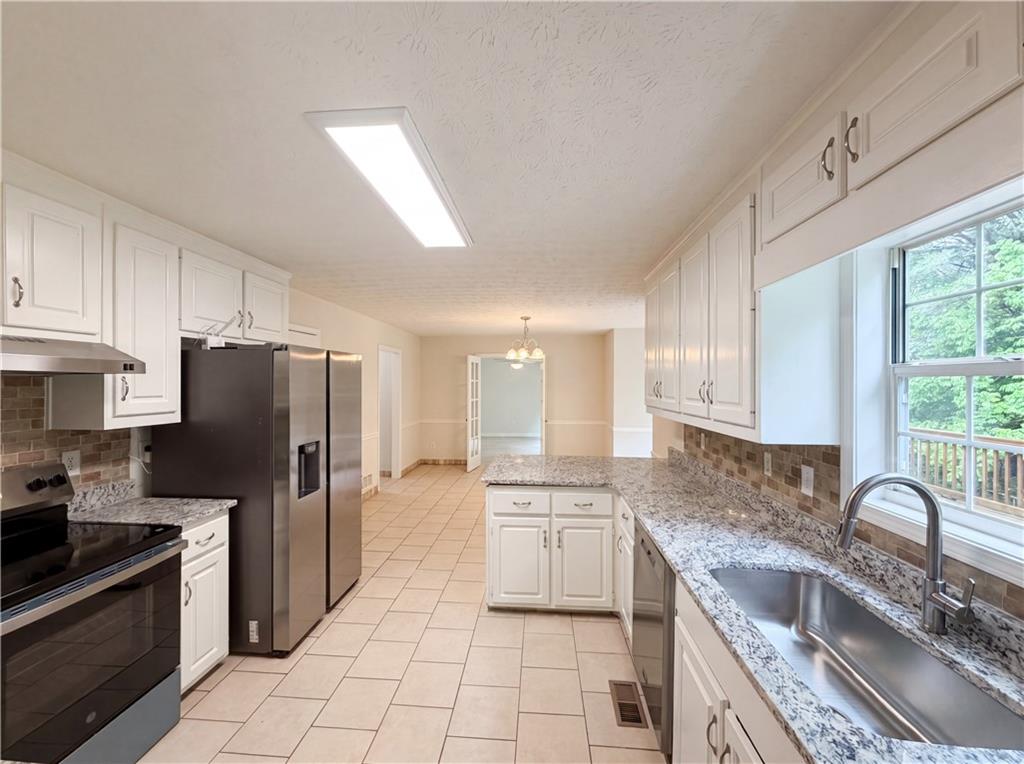 1555 Rose Pointe Drive