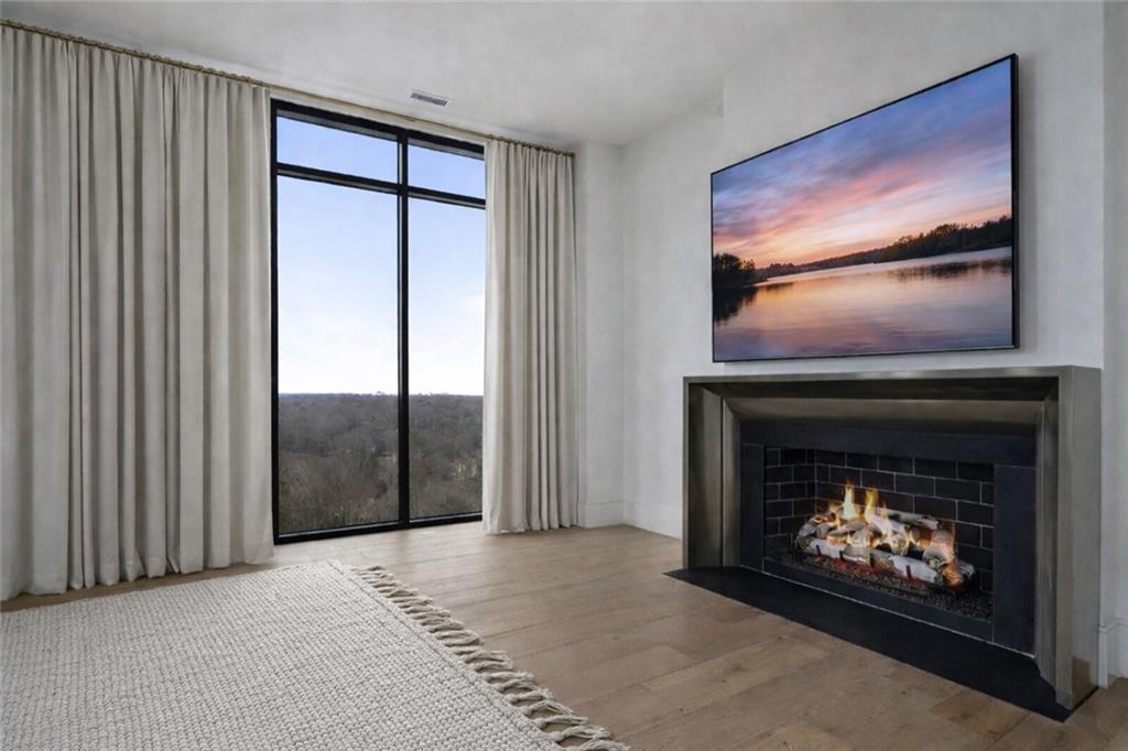 2425 Peachtree Road 1806