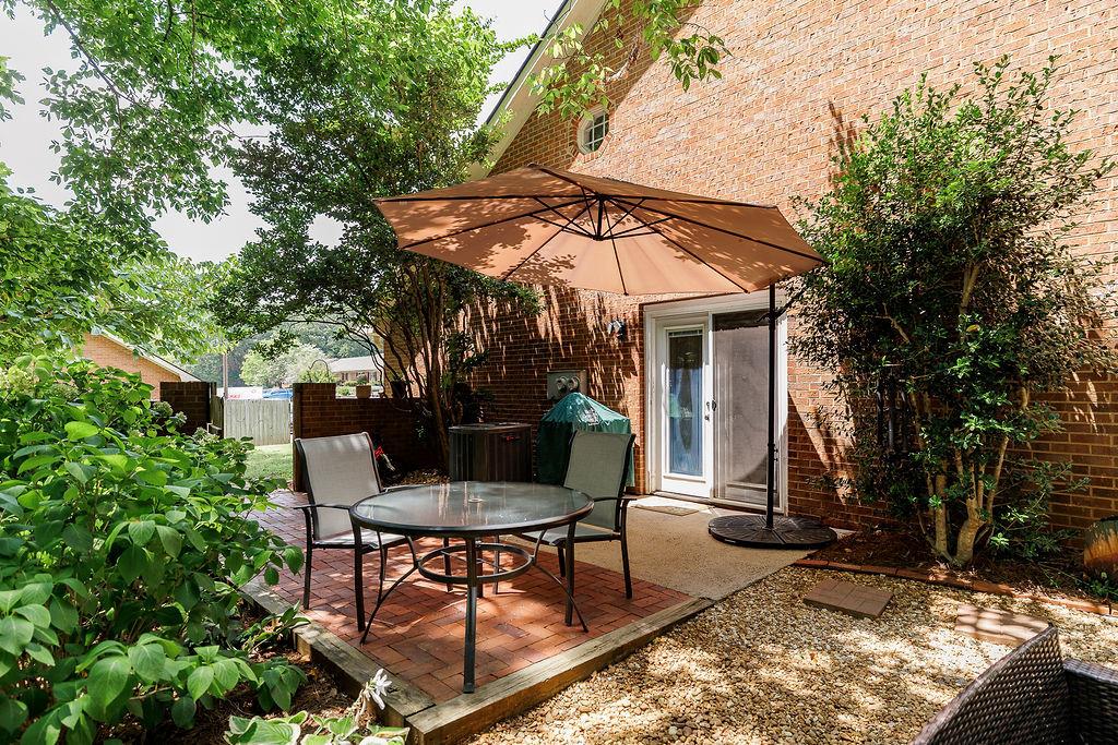 220 Eaglewood Court