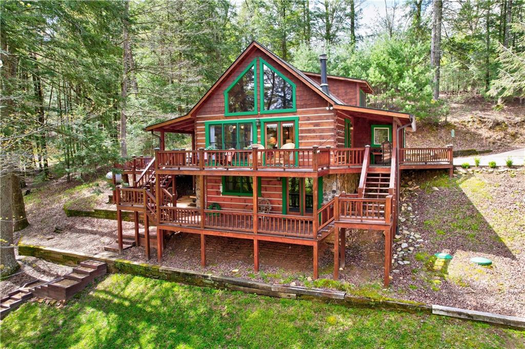 33 Spruce Drive