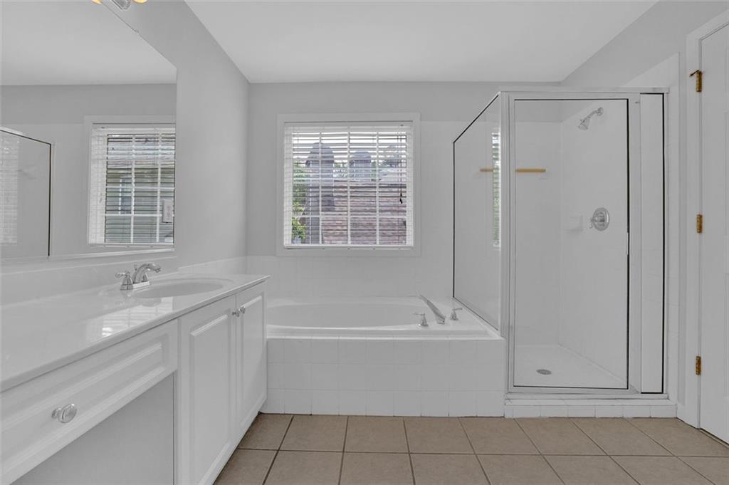 5755 Vinings Place Court, Mableton, Georgia image 32