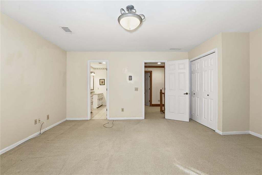 Huntcliff - Residential