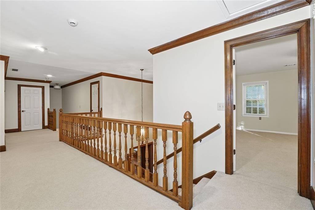 Huntcliff - Residential