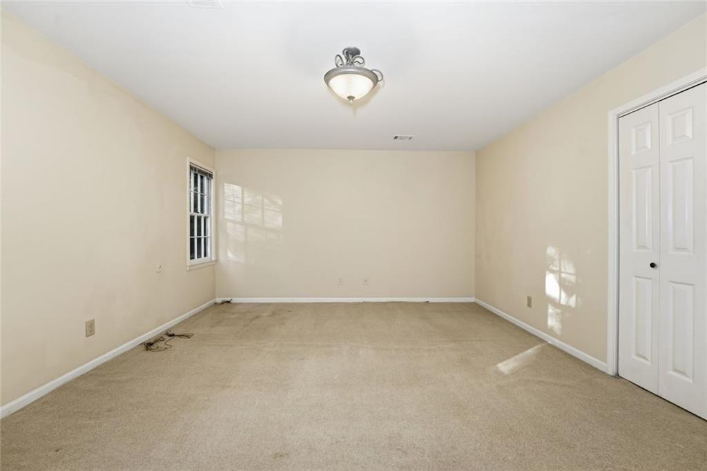 Huntcliff - Residential