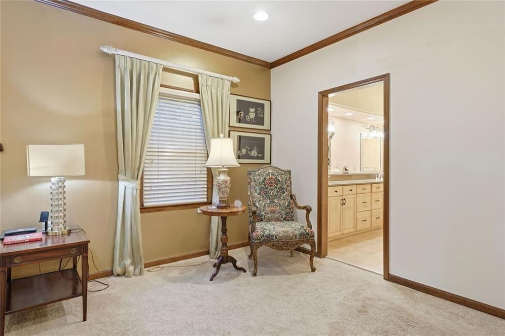 Huntcliff - Residential