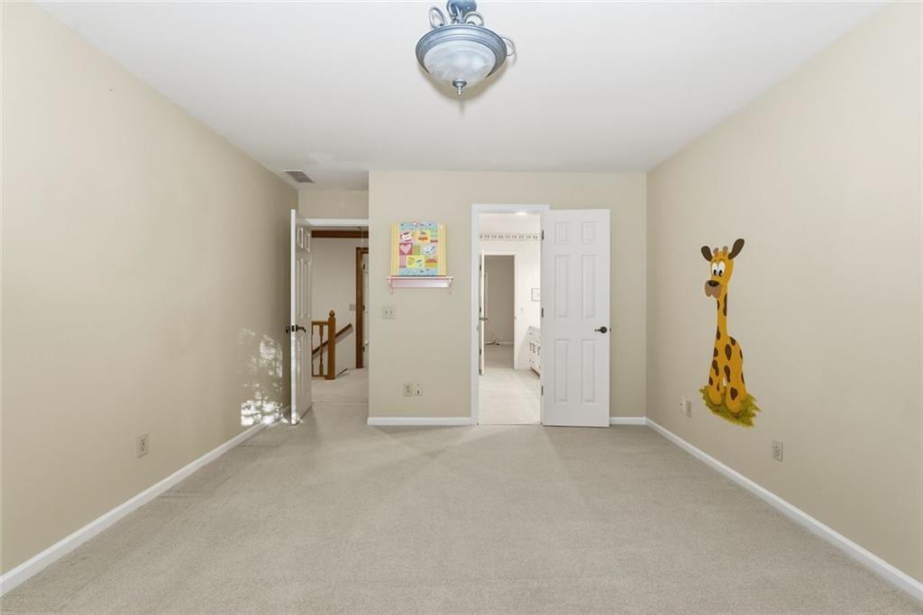 Huntcliff - Residential