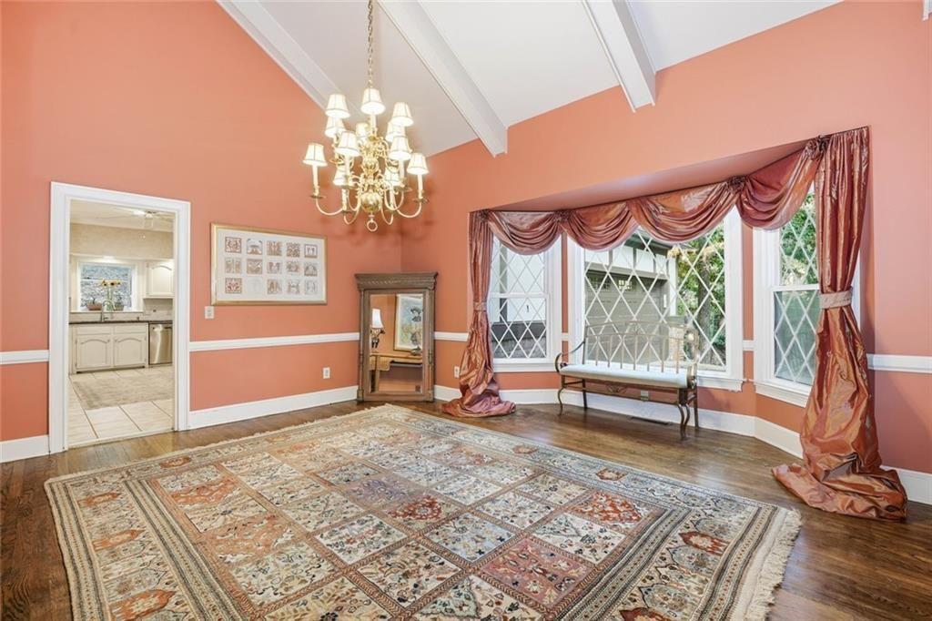 Huntcliff - Residential