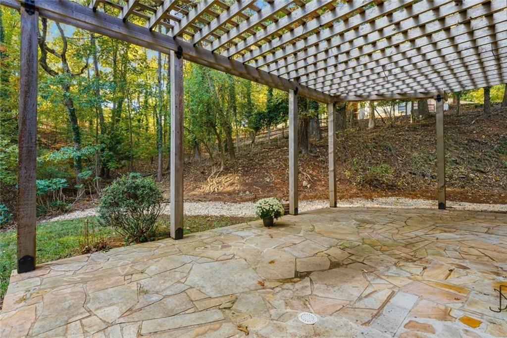 Huntcliff - Residential