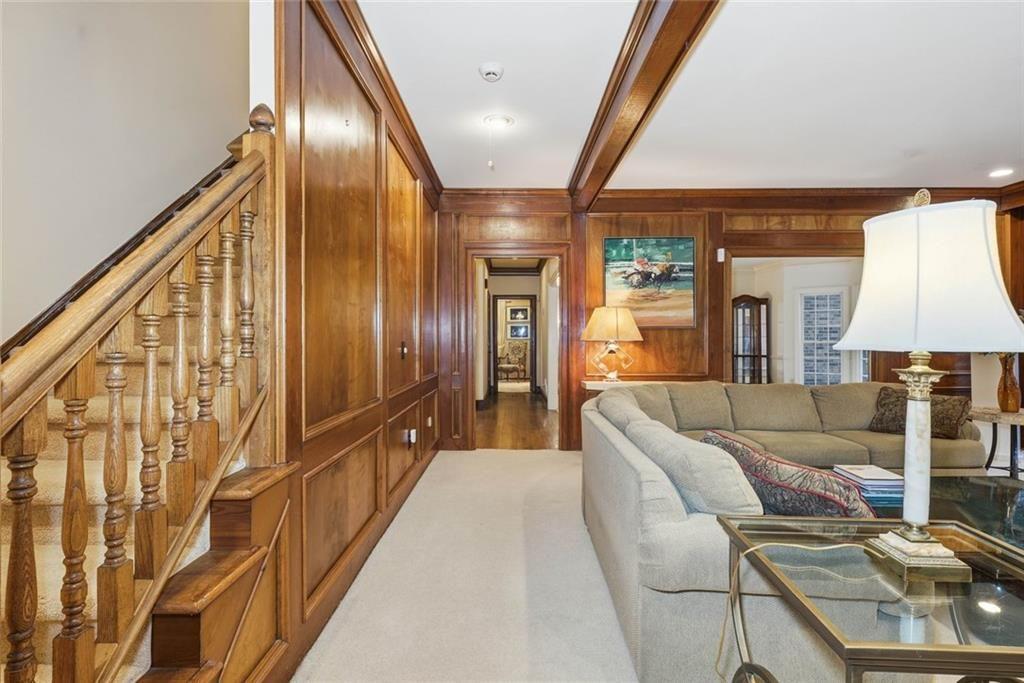 Huntcliff - Residential