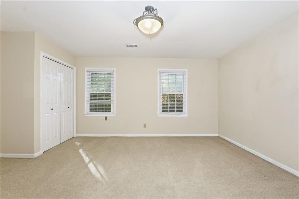 Huntcliff - Residential