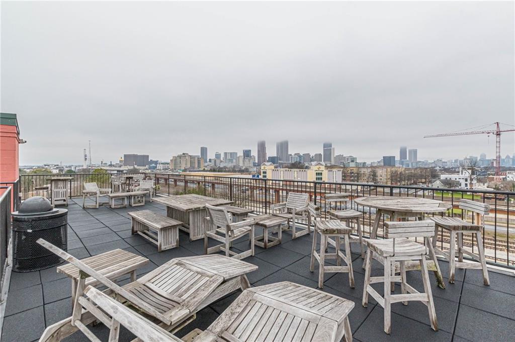 170 Boulevard SE 203E