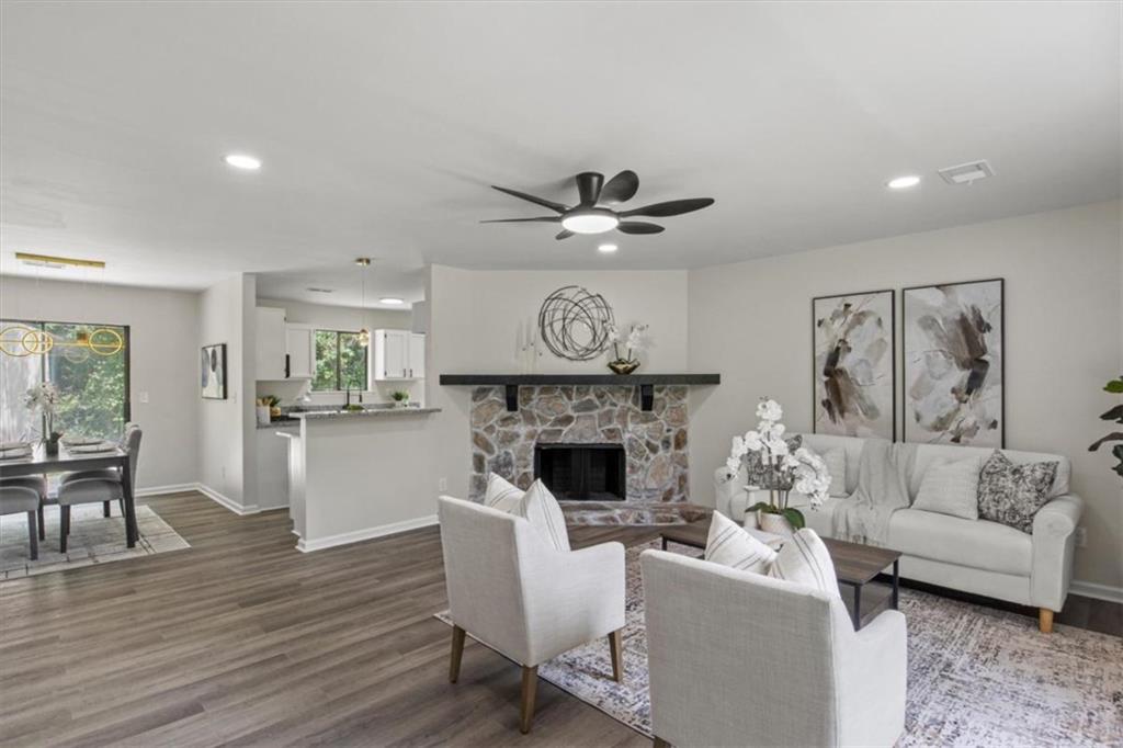 4912 BAYSIDE Court