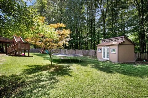 A home in Powder Springs