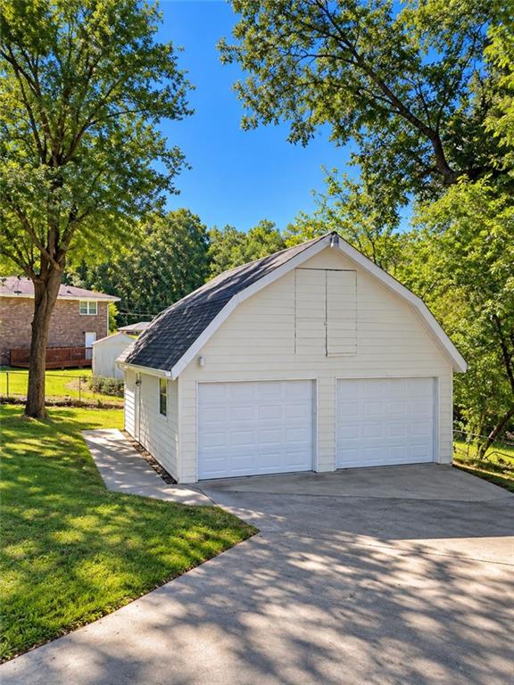 3296 Old Concord Road SE