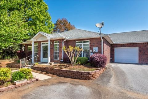 Condo For Sale - 4287 Skyline View<br/> Oakwood, GA 30566