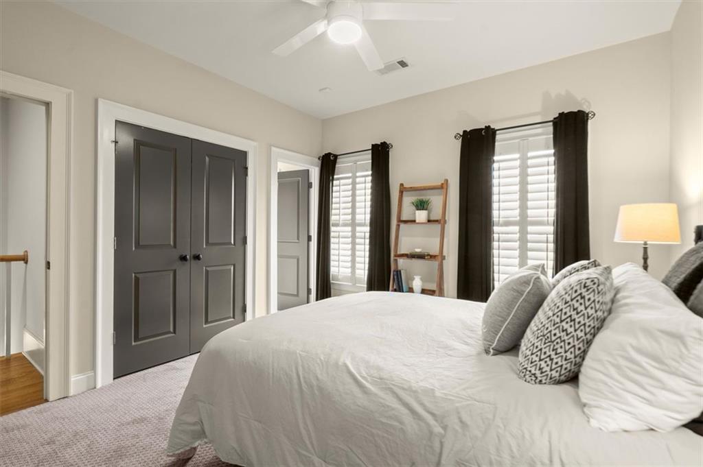 719 Hammond Drive, Woodstock, Georgia image 27