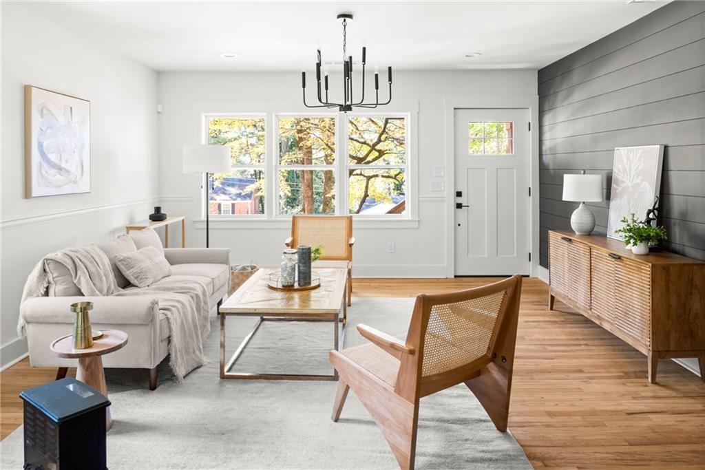 1834 HILLSDALE Drive