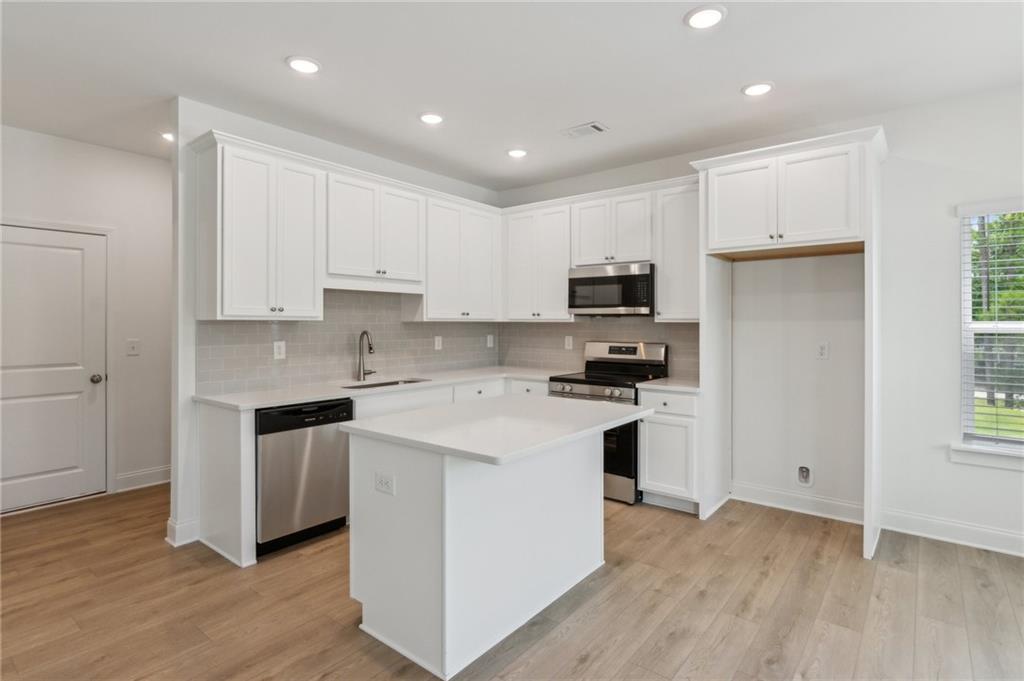 165 MILL CENTER Boulevard 204