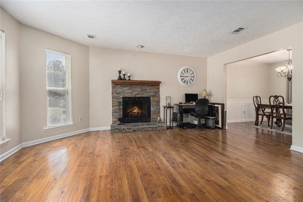 5086 N Woodbridge Trail