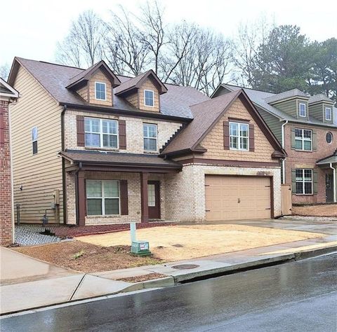 2638 Lake Manor Cir Circle Duluth GA 30096