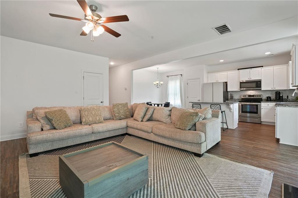 1300 Snapping Shoals Road, Mcdonough, Georgia image 9
