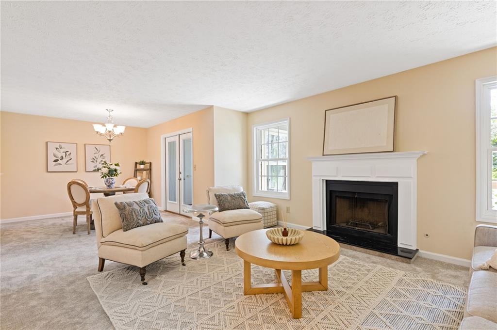 4447 Pineridge Circle