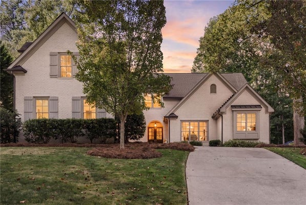 2872 PARKRIDGE DR NE, BROOKHAVEN, GA 30319 - Image a066a38bf8b7f41271aef44d6fb3cc7b/805796072