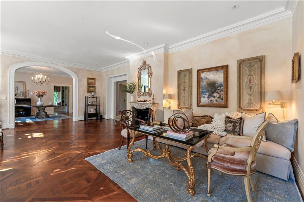 8 W Andrews Drive, Atlanta, Georgia image 10