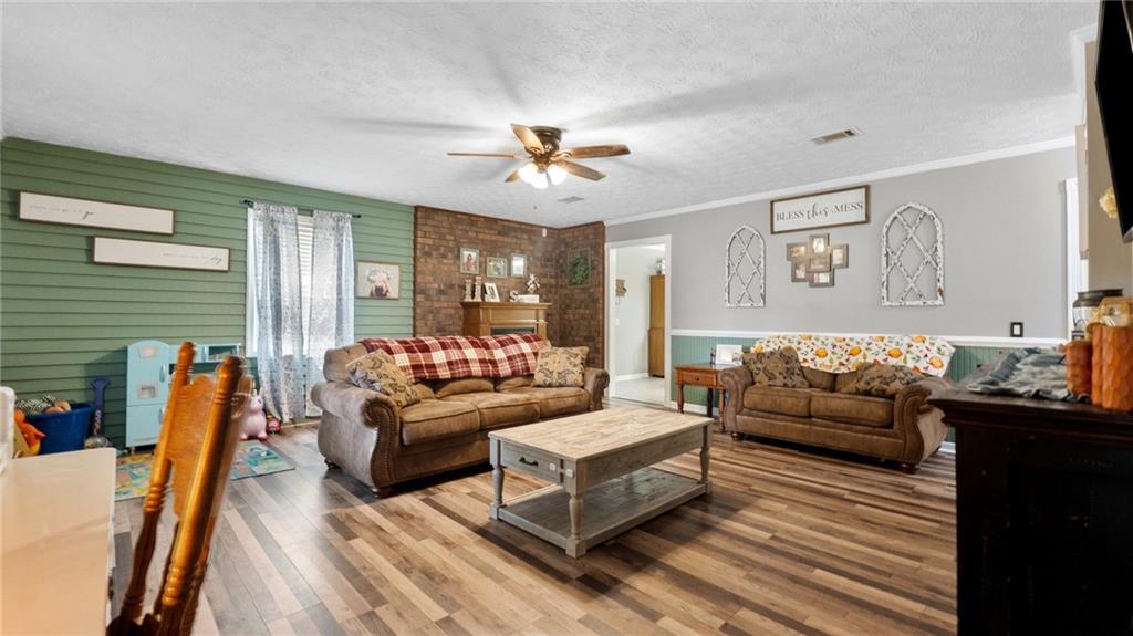 49 Southern Woods Drive