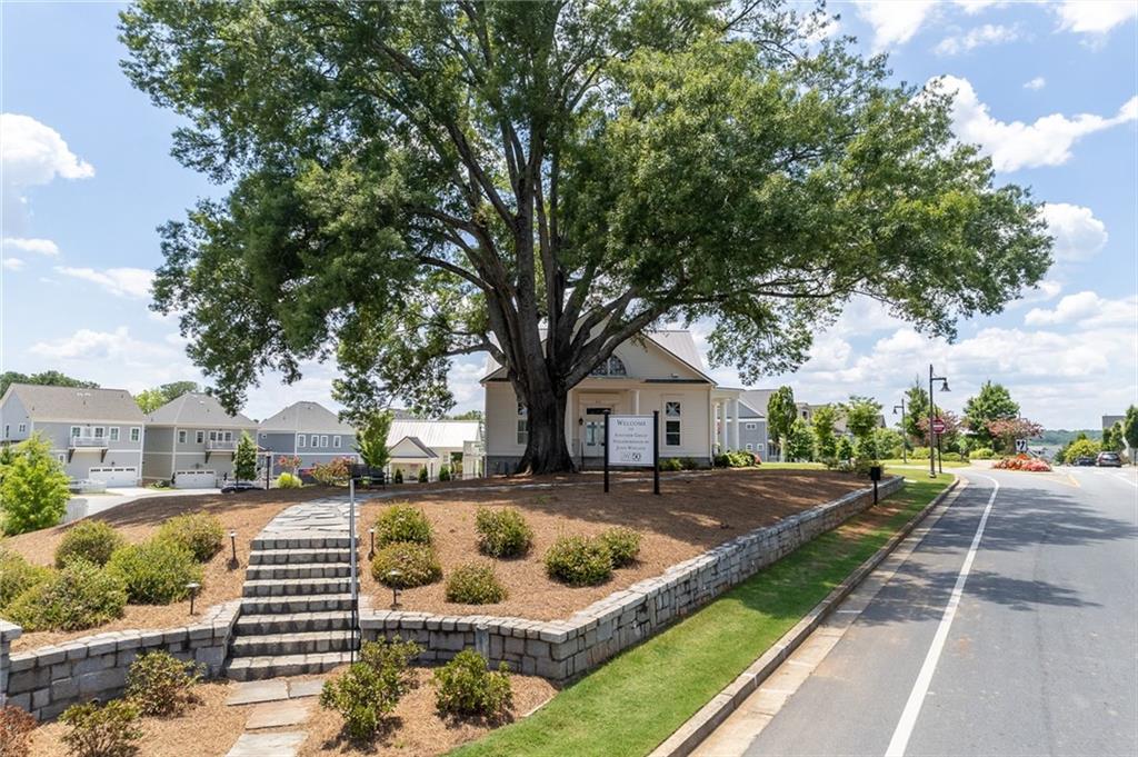 South on Main - Residential