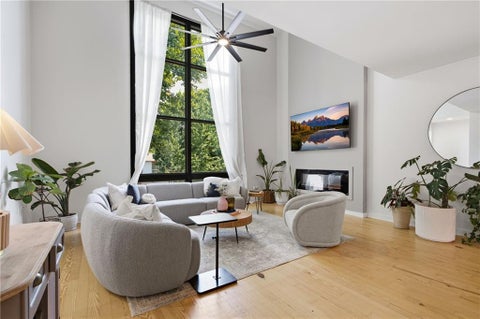 Townhouse For Sale - 1278 Eames Green<br/> Atlanta, GA 30318
