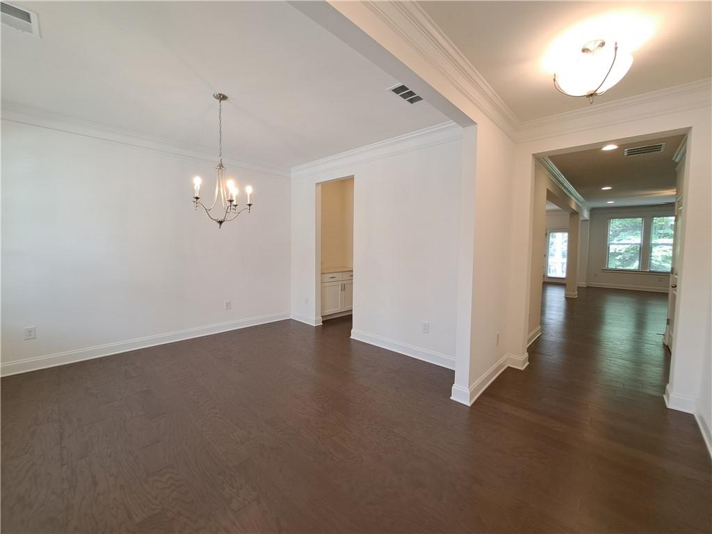 1104 Hemingford Way