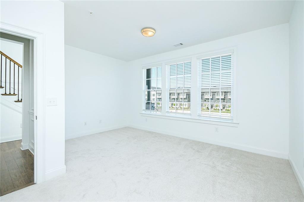 6666 Sterling Drive, Sandy Springs, Georgia image 27