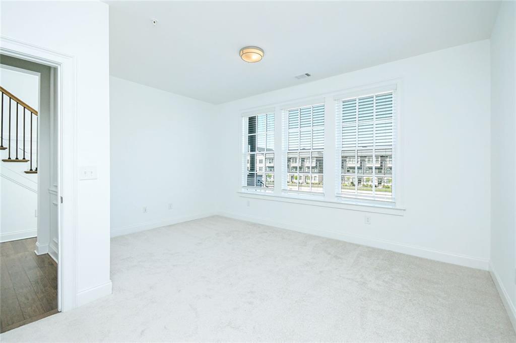 6666 Sterling Drive, Sandy Springs, Georgia image 27