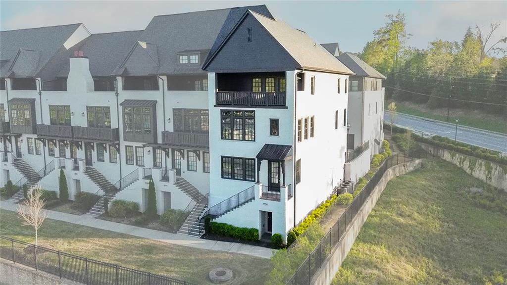 6666 Sterling Drive, Sandy Springs, Georgia image 3