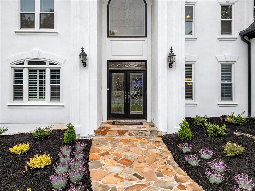 2321 Edgemere Lake Circle