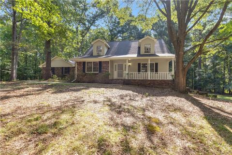 190 Brierwood Drive Fayetteville GA 30215