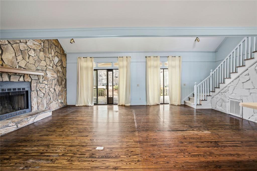 1200 Golf View Lane