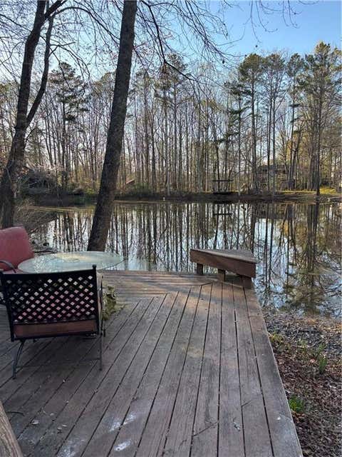 Homes For Sale - 2980 Pond View Court<br/> Marietta, GA 30062