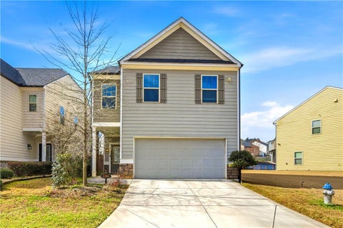 Homes For Sale - 4095 Lake Manor Way<br/> Atlanta, GA 30349