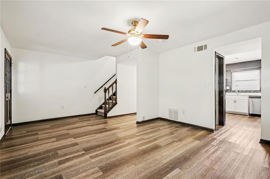 2100 Kings Gate Circle 8B