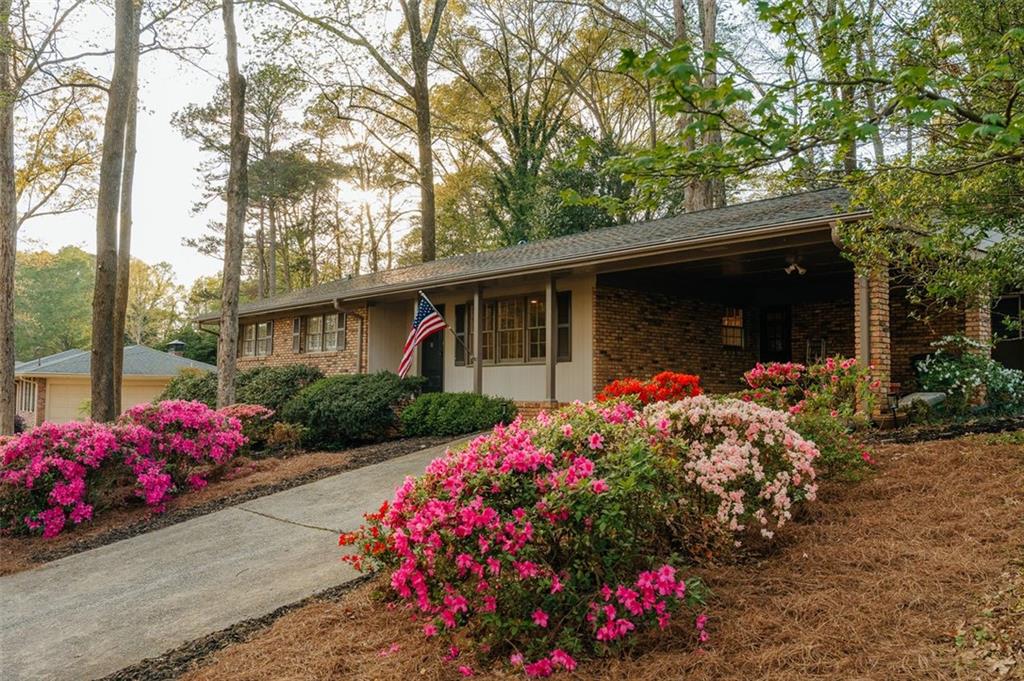 2744 Hunting Hill Lane, Decatur, Georgia image 2