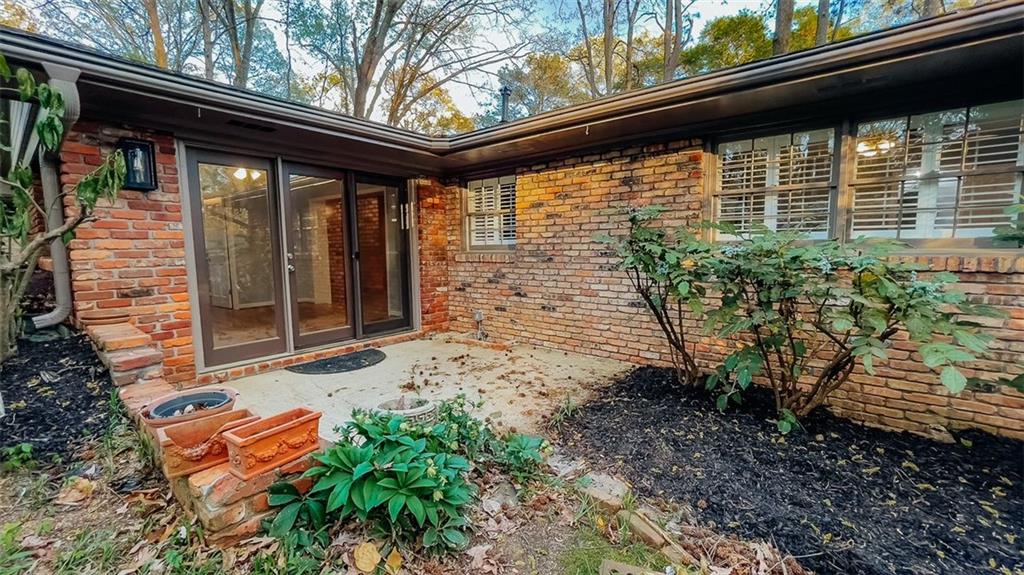 2744 Hunting Hill Lane, Decatur, Georgia image 33