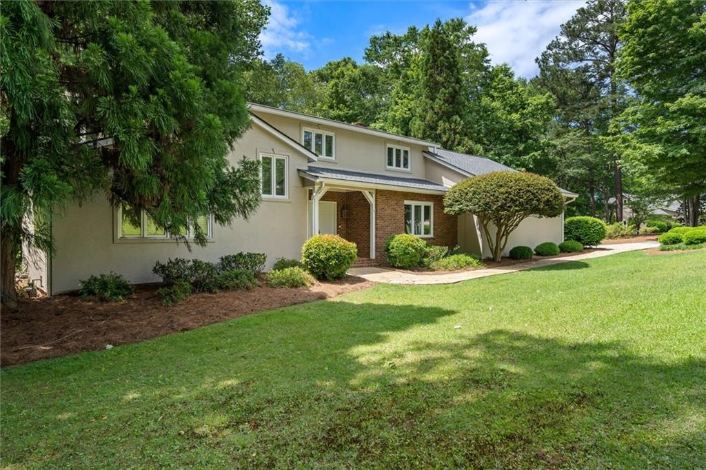 136 S Ole Hickory Trail S