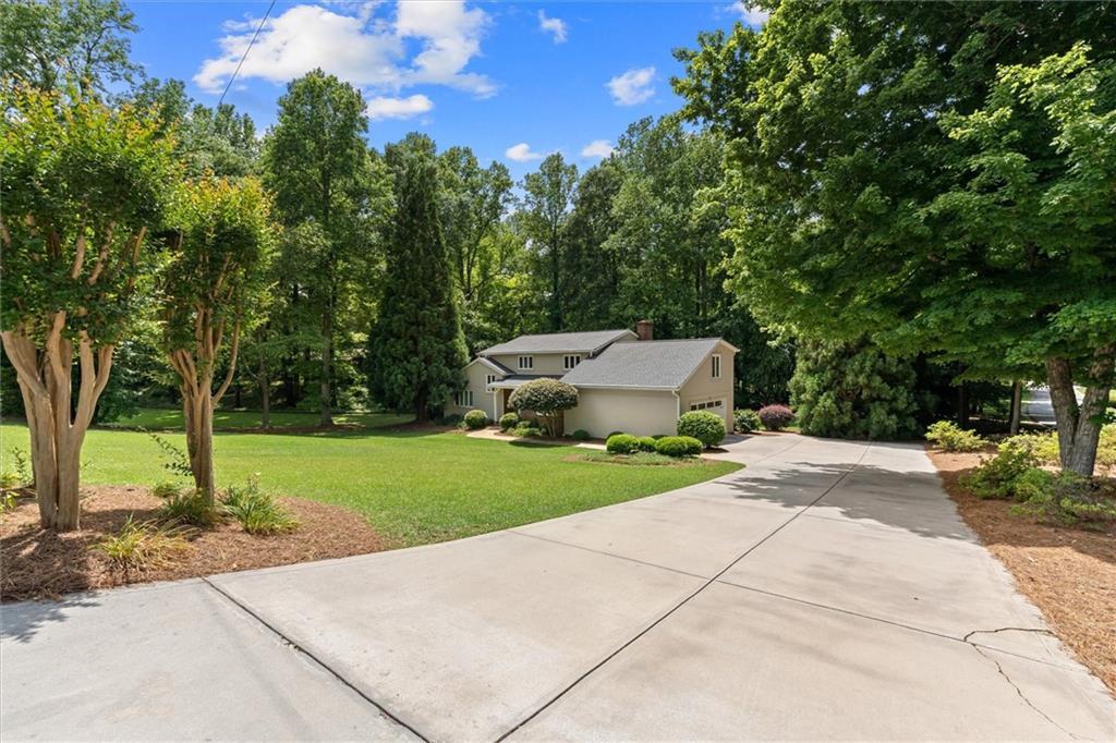 136 S Ole Hickory Trail S