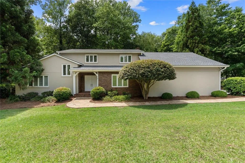 136 S Ole Hickory Trail S