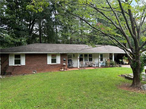 Homes For Sale - 210 Cumming Street<br/> Alpharetta, GA 30009