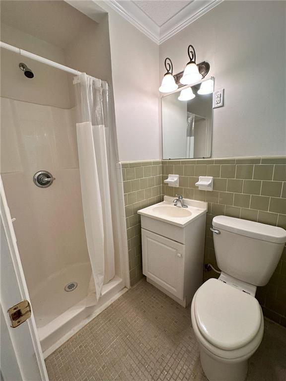 2418 Hawthorne Lane, Gainesville, Georgia image 14